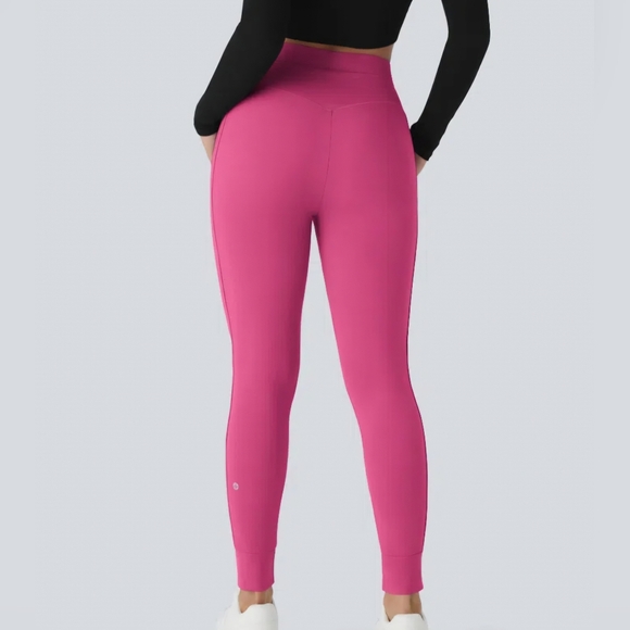 NWOT - Halara Softlyzero Jogger - Picture 7 of 8